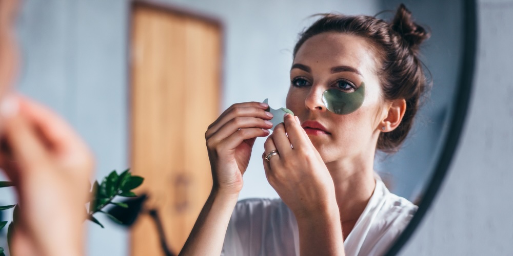 topical dark circle under eye treatment - dermatologist tips